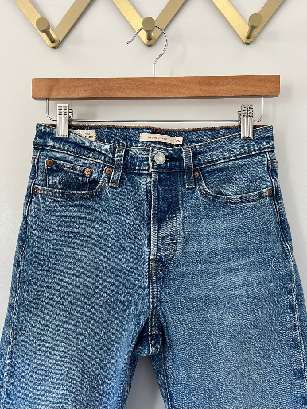 Levi’s Wedgie Straight Jeans